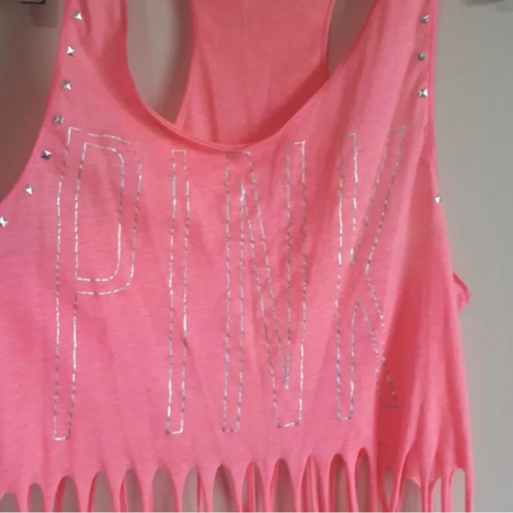 NWOT Victoria's Secret PINK Fringe Logo
Spellout Tank - Picture 3 of 4